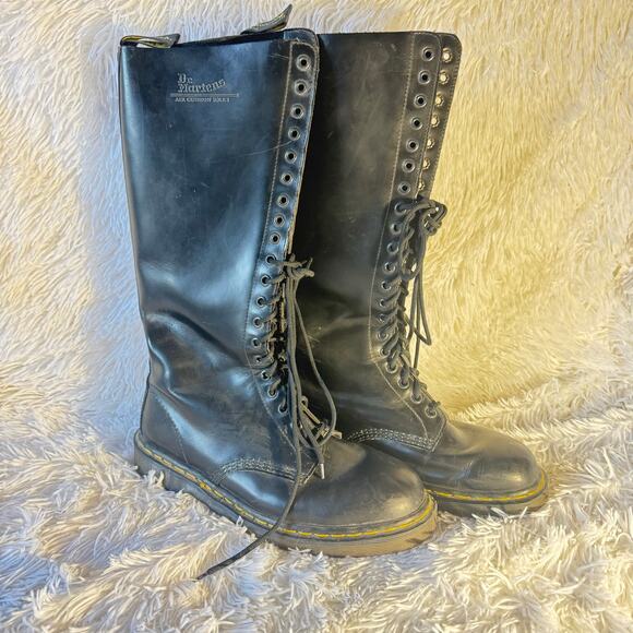Vintage Doc Martens Men's Black 20 Hole Punk Combat Boots Vintage 2000Rare9